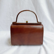 Load image into Gallery viewer, 70s Vintage box bag
