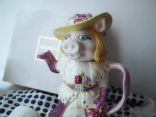 Load image into Gallery viewer, Miss Piggy Tea Pot ☕️
