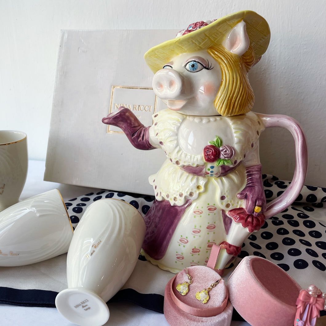 Miss Piggy Tea Pot ☕️